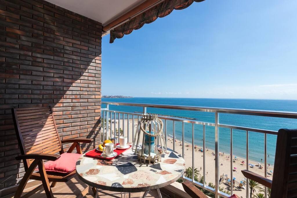 Apartamento Con Vistas Al Mar Primera Linea De Playa Del Postiguet Alicante Exterior photo