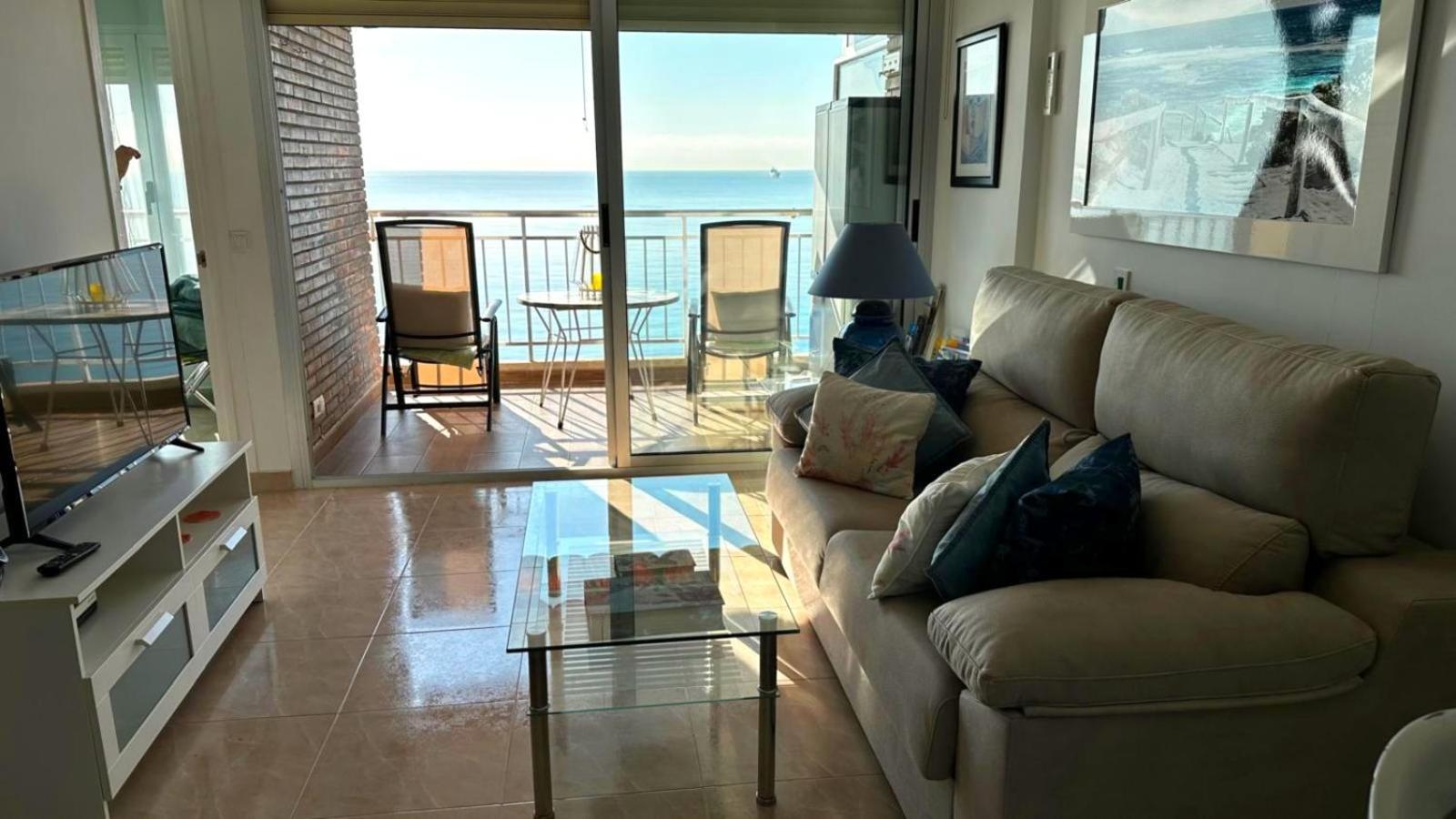 Apartamento Con Vistas Al Mar Primera Linea De Playa Del Postiguet Alicante Exterior photo