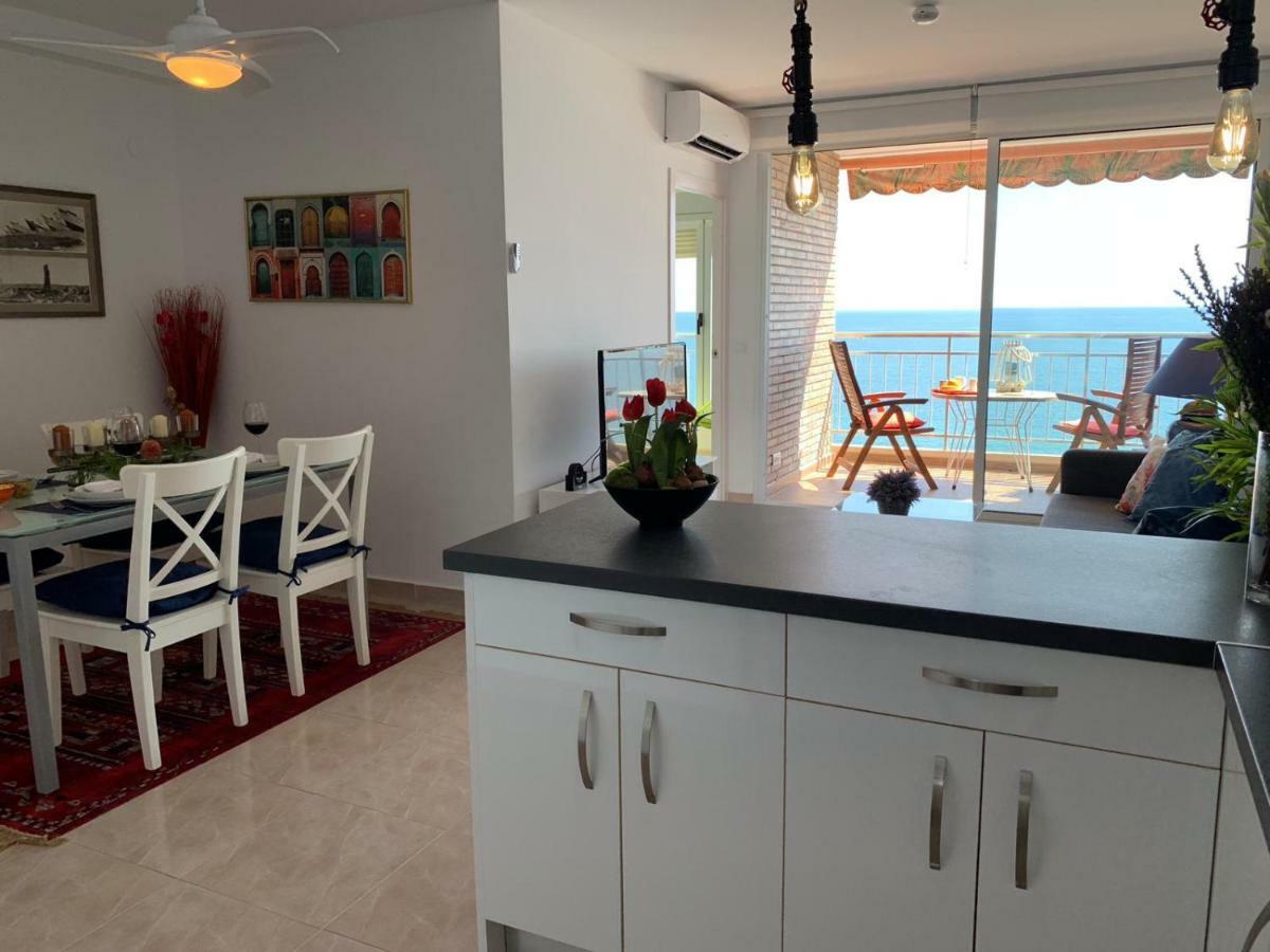 Apartamento Con Vistas Al Mar Primera Linea De Playa Del Postiguet Alicante Exterior photo